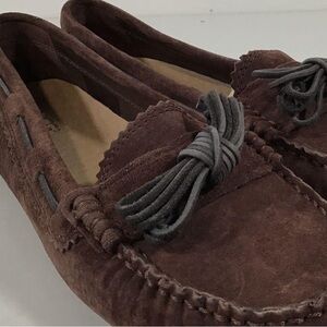 Women’s UGG Brown Suede Slippers Loafers with Bow Size 6